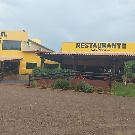 Hotel E Restaurante Na Chacara Dourados Kültér fotó