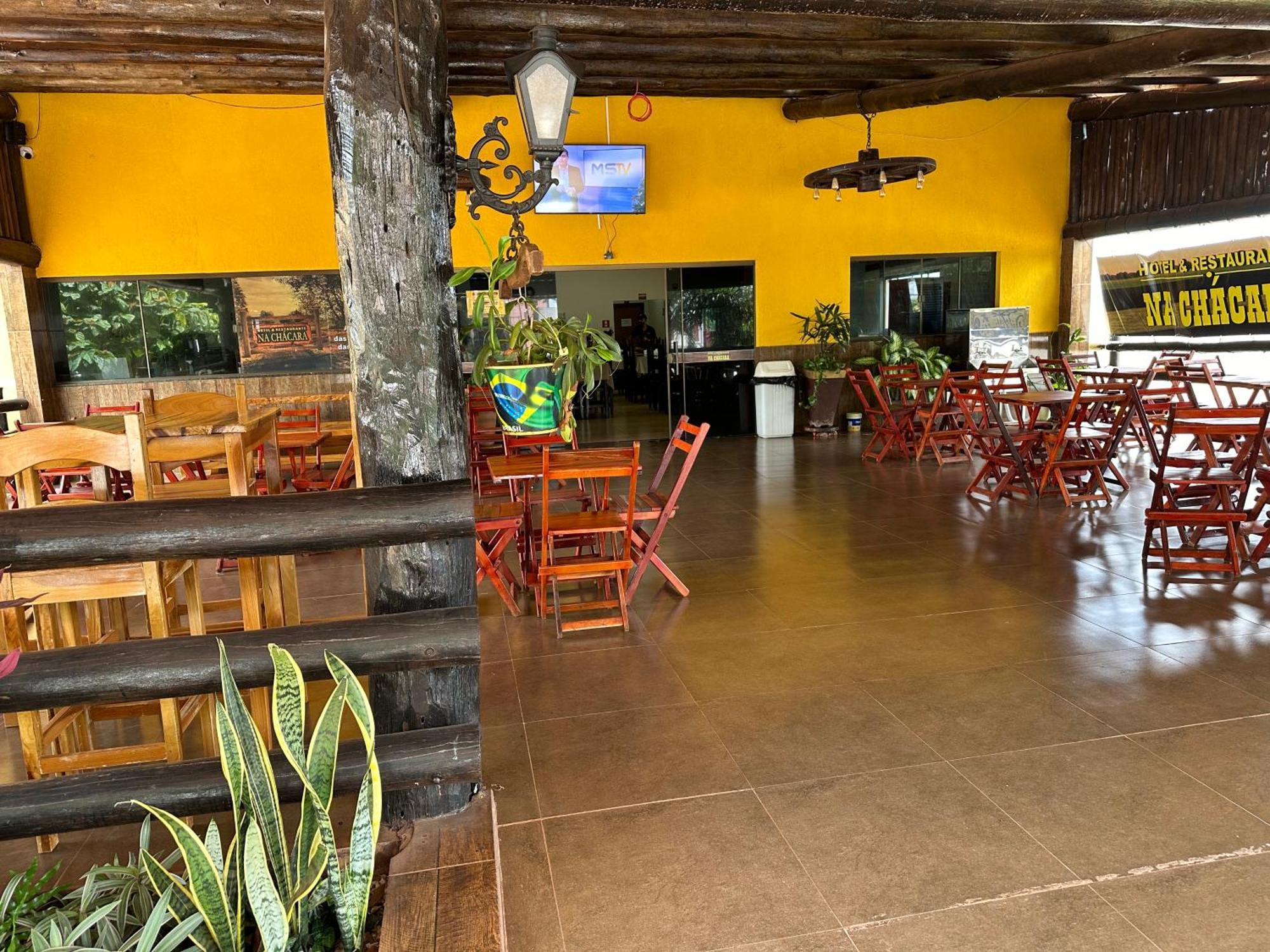 Hotel E Restaurante Na Chacara Dourados Kültér fotó